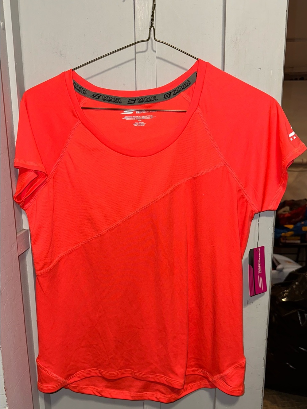 Skechers Women's Performance Tee size XL NWT